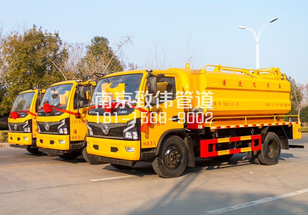 369广州路多利卡吸污车